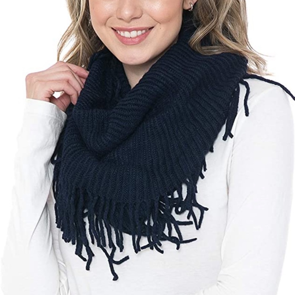 Roots infinity scarf